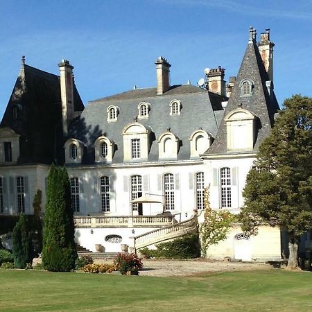 Chateau Du Val Larbont La Bastide-de-Serou ภายนอก รูปภาพ