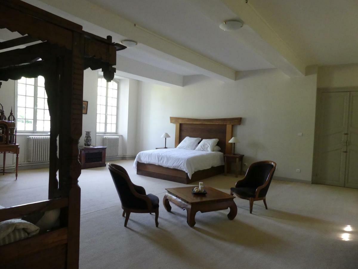 Chateau Du Val Larbont La Bastide-de-Serou ภายนอก รูปภาพ